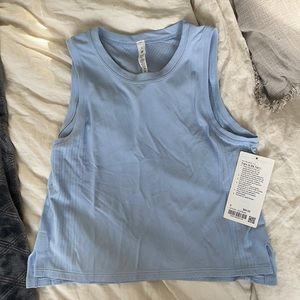 Lululemon NWT Train to Be Tank in Blue Linen, Size 6
